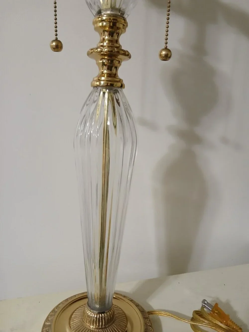 Vtg Hollywood Regency Crystal and Brass Table Lamp
